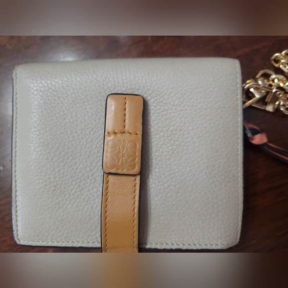 *price drop* Loewe wallet oat and apricot snap/zip pre-loved